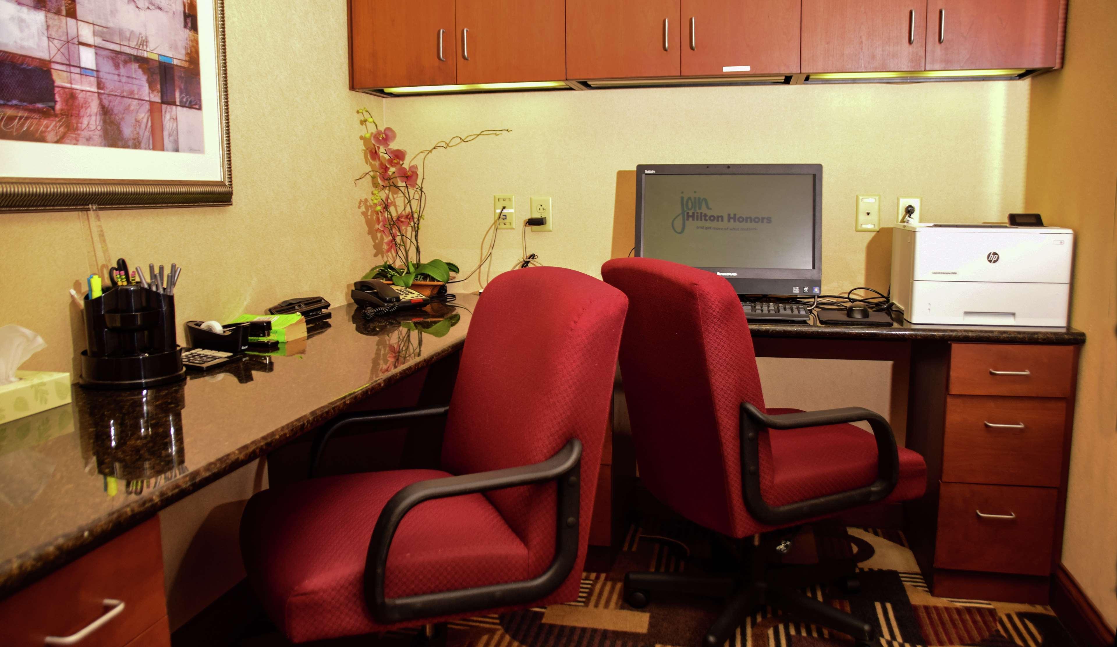 Hampton Inn Indiana Exteriör bild