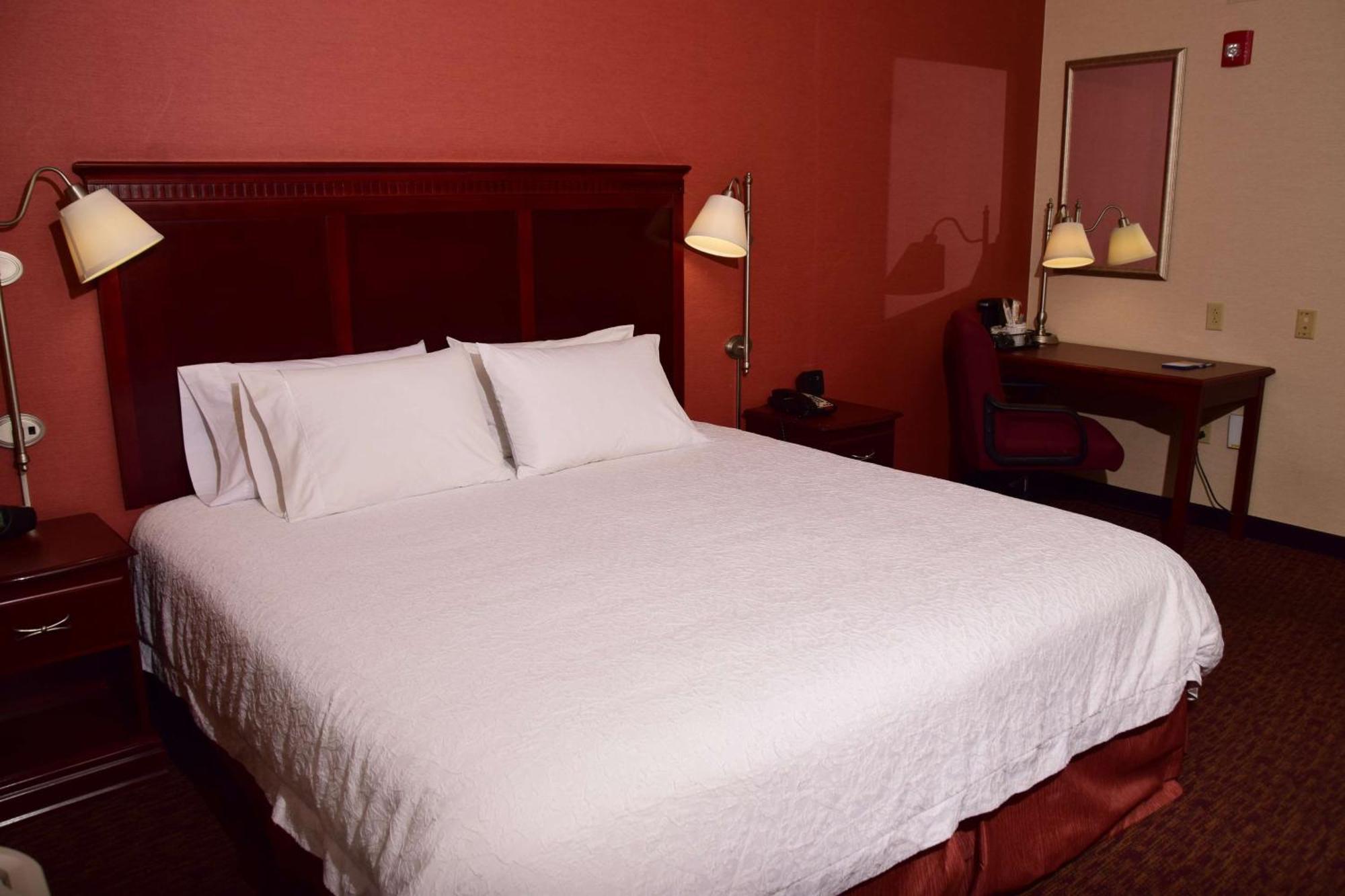 Hampton Inn Indiana Exteriör bild